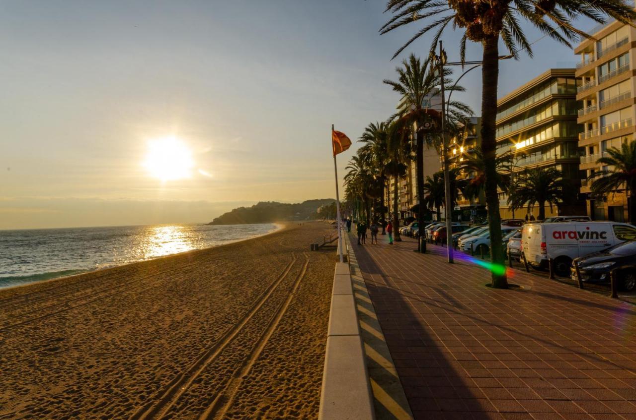 Ferienwohnung New Borodin Family Ab Lloret de Mar Exterior foto